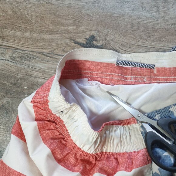 American Flag Swim Trunks George Size M 32 to 34 Elastic Waist Drawstring Pool - Picture 6 of 8